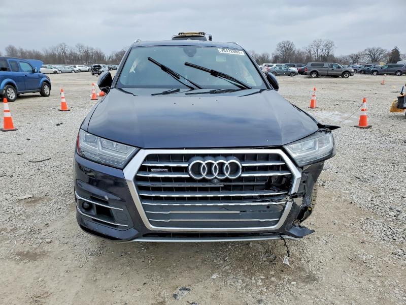 Photo 5 from auction – 2017 AUDI Q7 PREMIUM with VIN WA1LAAF70HD035429