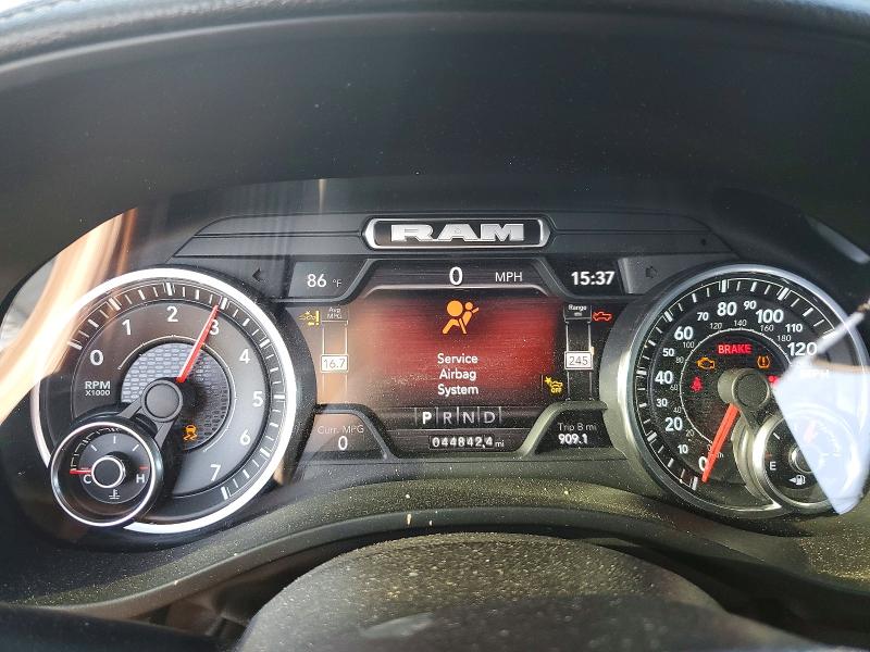 Photo 9 from auction – 2022 RAM 1500 LARAM with VIN 1C6RRERT7NN442718