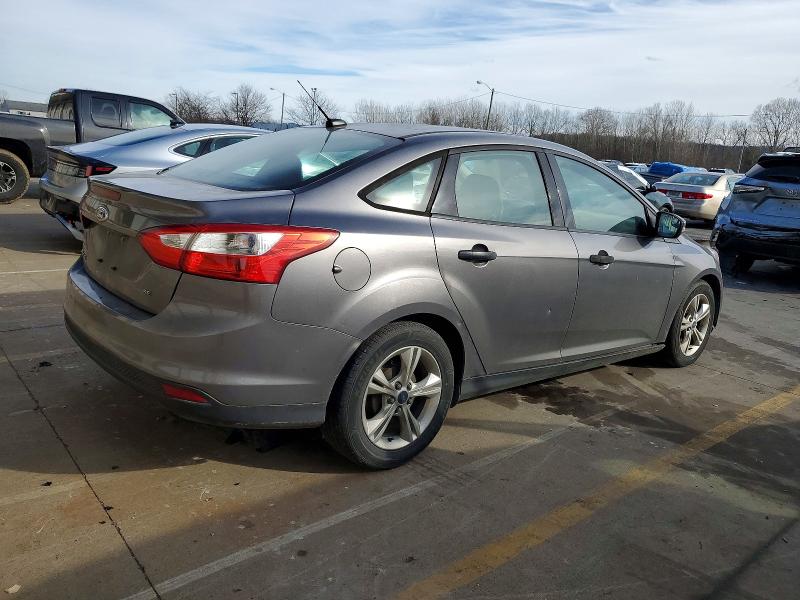 Photo 3 from auction – 2014 FORD FOCUS SE with VIN 1FADP3F2XEL329453
