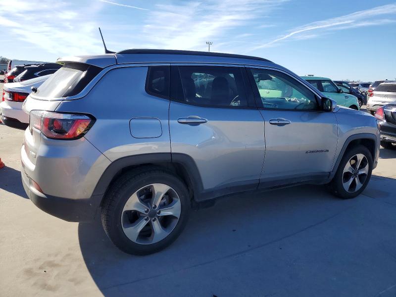 Photo 3 from auction – 2018 JEEP COMPASS LA with VIN 3C4NJCBB5JT102644