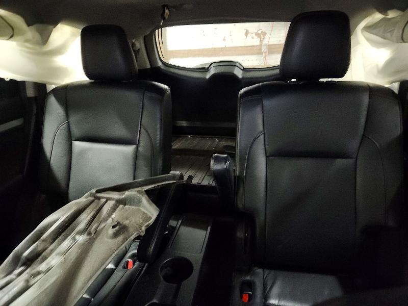 Photo 10 from auction – 2018 TOYOTA HIGHLANDER with VIN 5TDJZRFH3JS535639