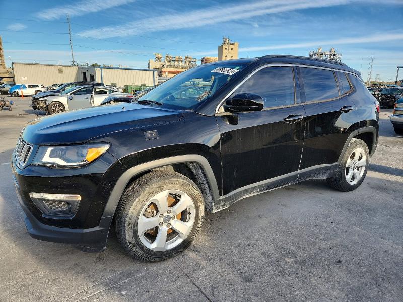 JEEP COMPASS LA 2018 with VIN 3C4NJCBB9JT318156 - Photo from auction