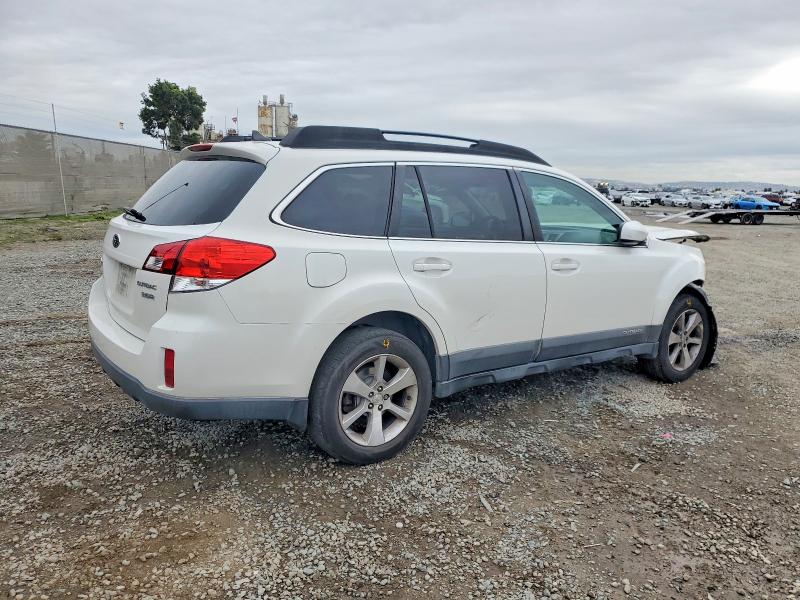 Photo 3 from auction – 2013 SUBARU OUTBACK 3. with VIN 4S4BRDLC1D2320090