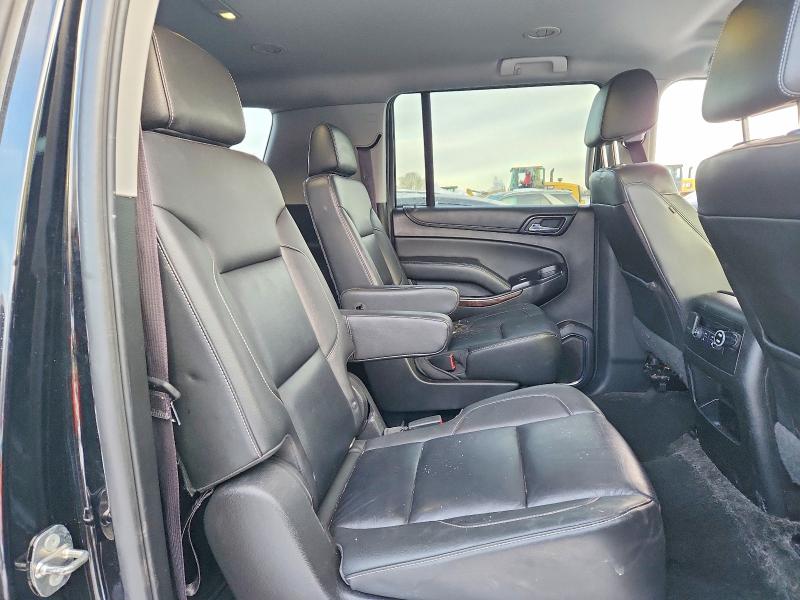 Photo 11 from auction – 2017 CHEVROLET SUBURBAN K with VIN 1GNSKHKC2HR333517