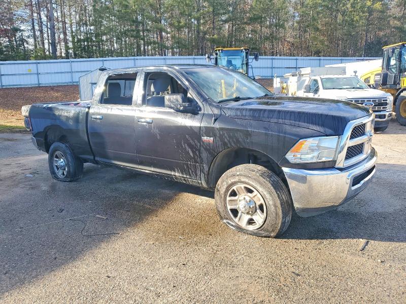 Фото 4 с аукциона – 2017 RAM 2500 SLT с VIN 3C6TR5DT0HG600293