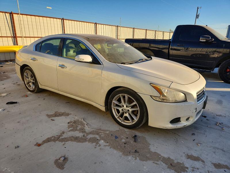 Photo 4 from auction – 2011 NISS MAXIMA with VIN 1N4AA5AP0BC826932