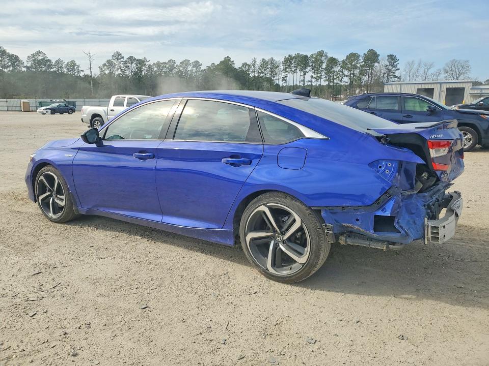 Photo 2 from auction – 2022 HONDA ACCORD with VIN 1HGCV3F21NA014355
