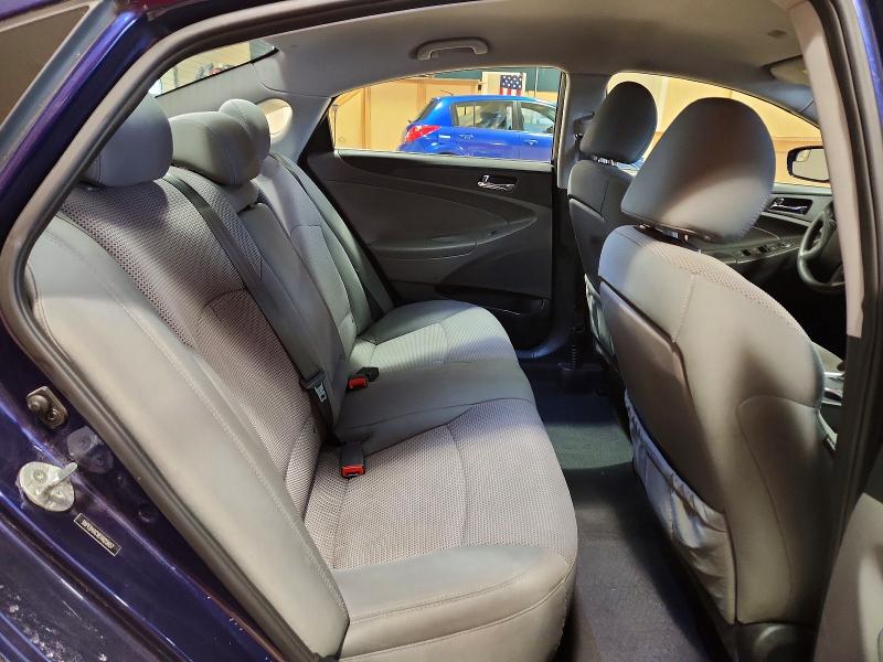 Photo 10 from auction – 2014 HYUNDAI SONATA GLS with VIN 5NPEB4AC9EH825657