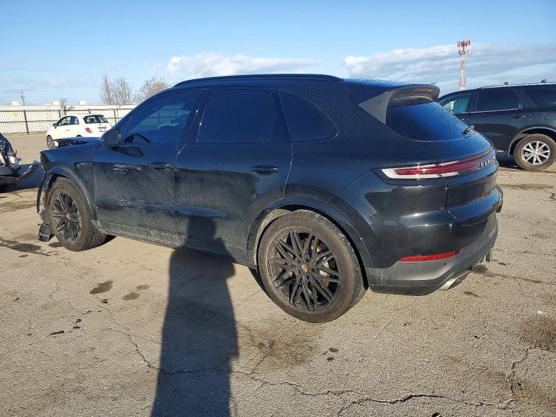 Photo 2 from auction – 2024 PORSCHE CAYENNE with VIN WP1AA2AY2RDA10616