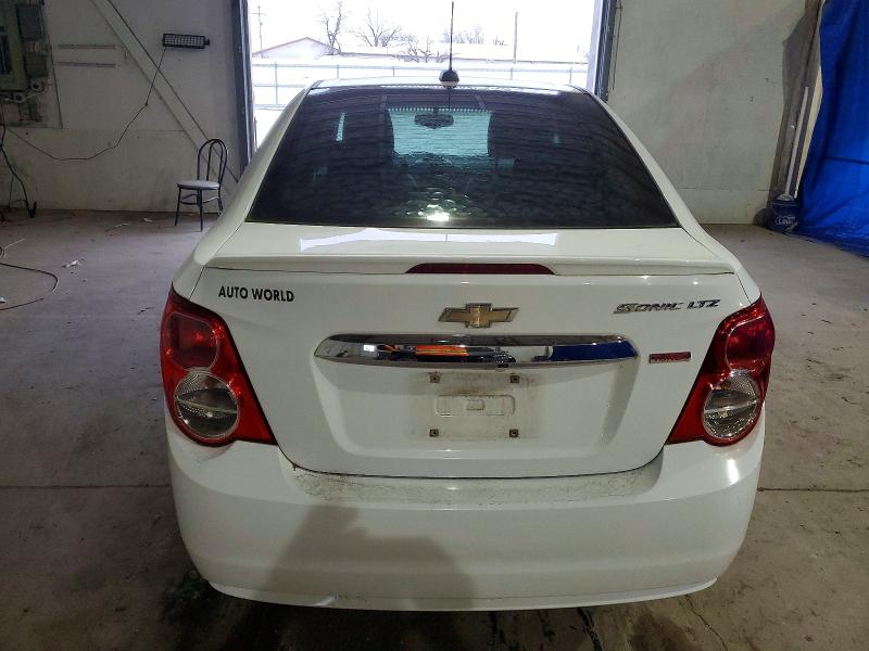 Photo 6 from auction – 2015 CHEVROLET SONIC with VIN 1G1JE5SB7F4204743