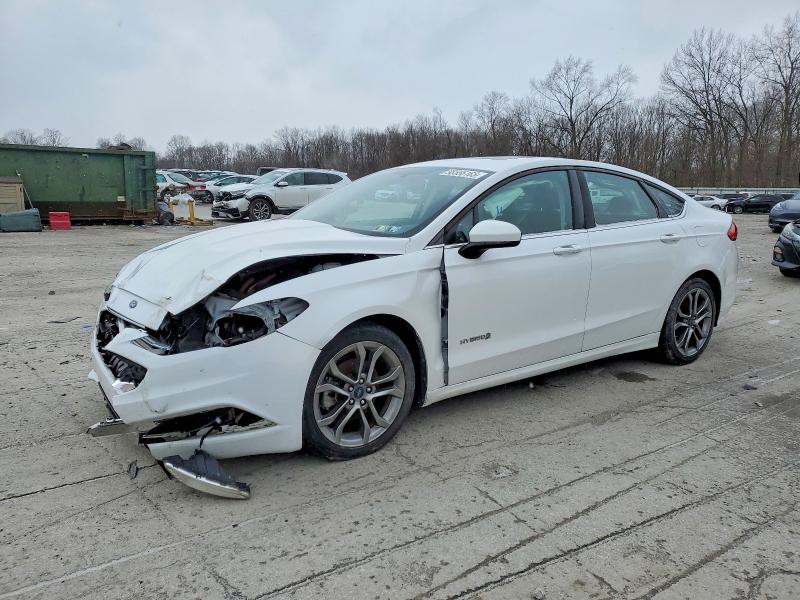 FORD FUSION SE 2017 with VIN 3FA6P0LU9HR374547 - Photo from auction