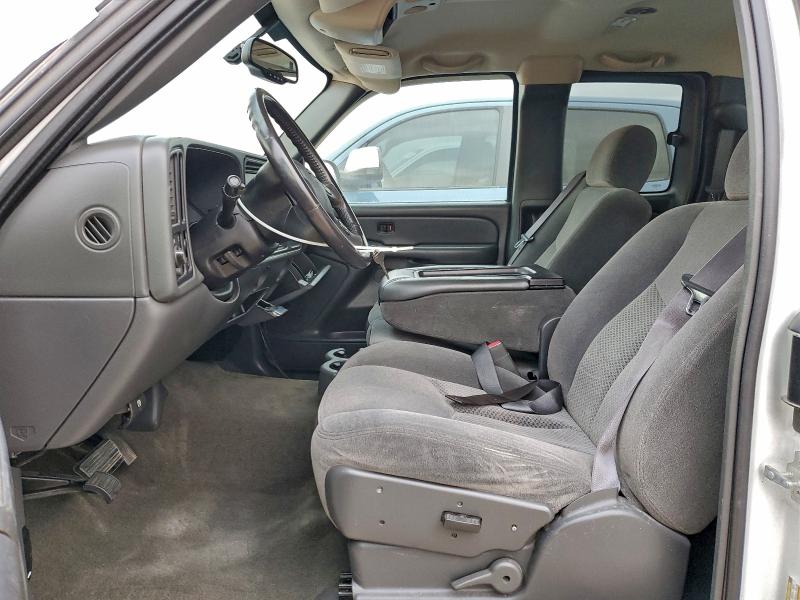 Photo 7 from auction – 2006 CHEVROLET SILVERADO with VIN 1GCEC19T36Z105989