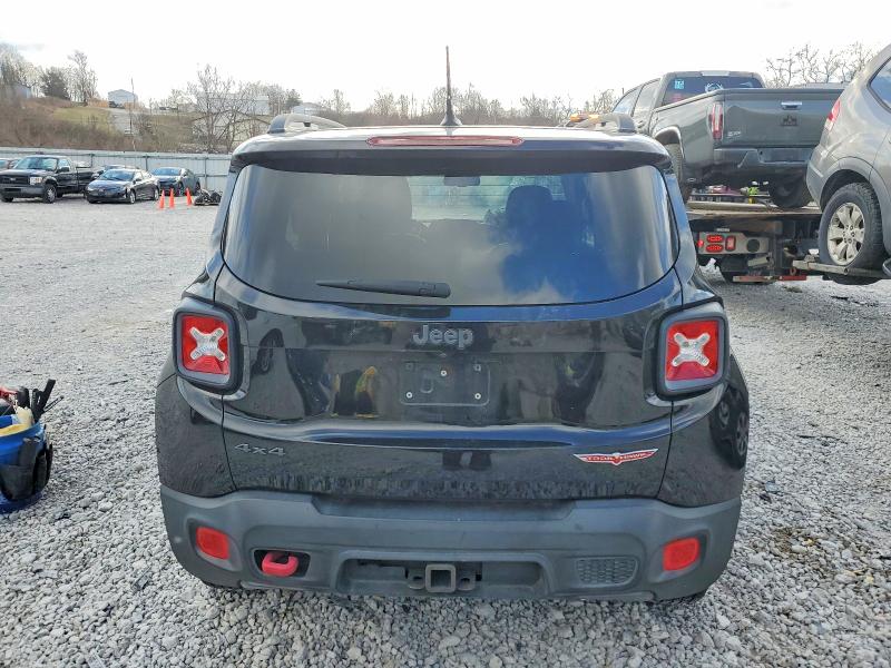 Photo 6 from auction – 2016 JEEP RENEGADE T with VIN ZACCJBCTXGPD24458