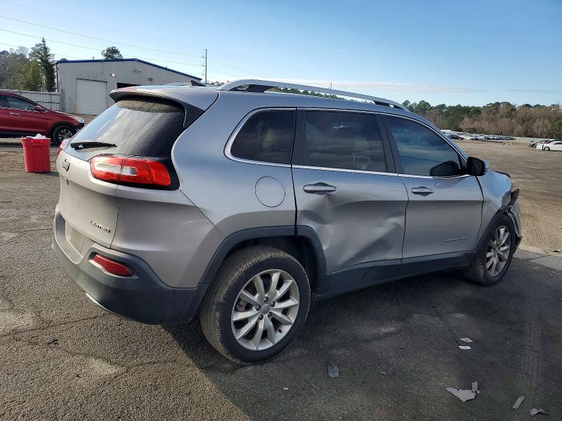 Photo 3 from auction – 2017 JEEP CHEROKEE L with VIN 1C4PJLDB2HW516670