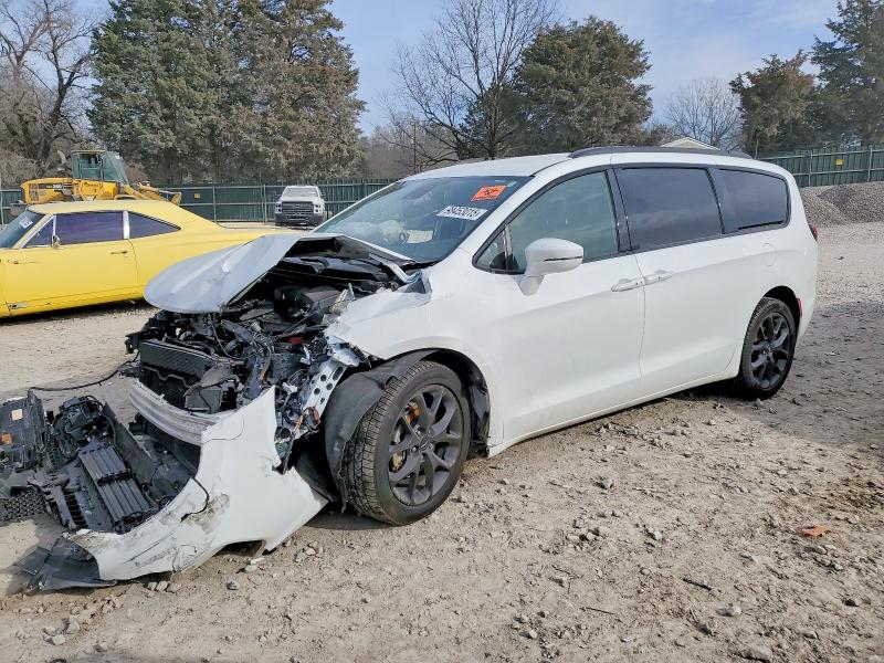 CHRYSLER PACIFICA T 2021 with VIN 2C4RC1FG7MR559405 - Photo from auction