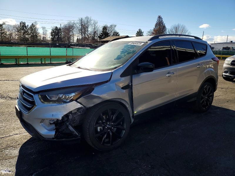 FORD ESCAPE SE 2019 z numerem VIN 1FMCU9GD9KUC53713 - Zdjęcie z aukcji