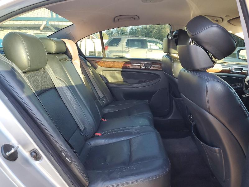 Photo 10 from auction – 2011 HYUNDAI GENESIS 3. with VIN KMHGC4DE0BU136588