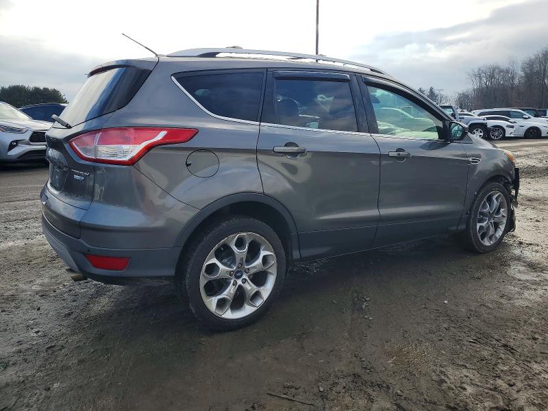 Photo 3 from auction – 2013 FORD ESCAPE TIT with VIN 1FMCU9J92DUC75382