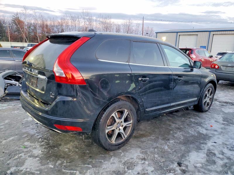 Photo 3 from auction – 2015 VOLVO XC60 T6 PR with VIN YV4902RB1F2590548