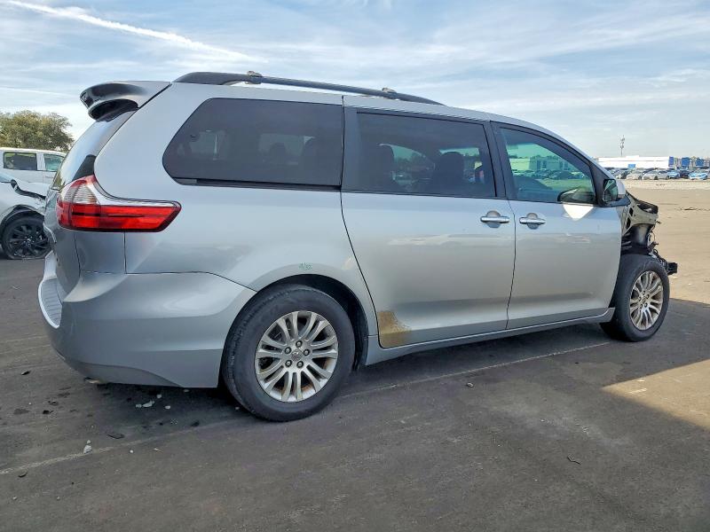Photo 3 from auction – 2015 TOYOTA SIENNA with VIN 5TDYK3DC6FS626886