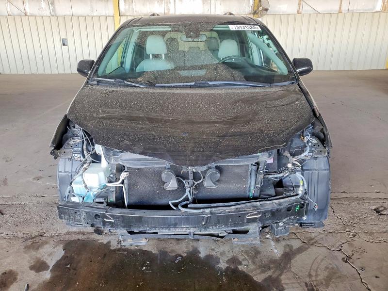Photo 5 from auction – 2018 TOYOTA SIENNA XLE with VIN 5TDYZ3DC2JS944122