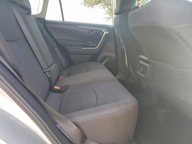 Photo 11 from auction – 2025 TOYOTA RAV4 with VIN 2T3H1RFV1SC333654