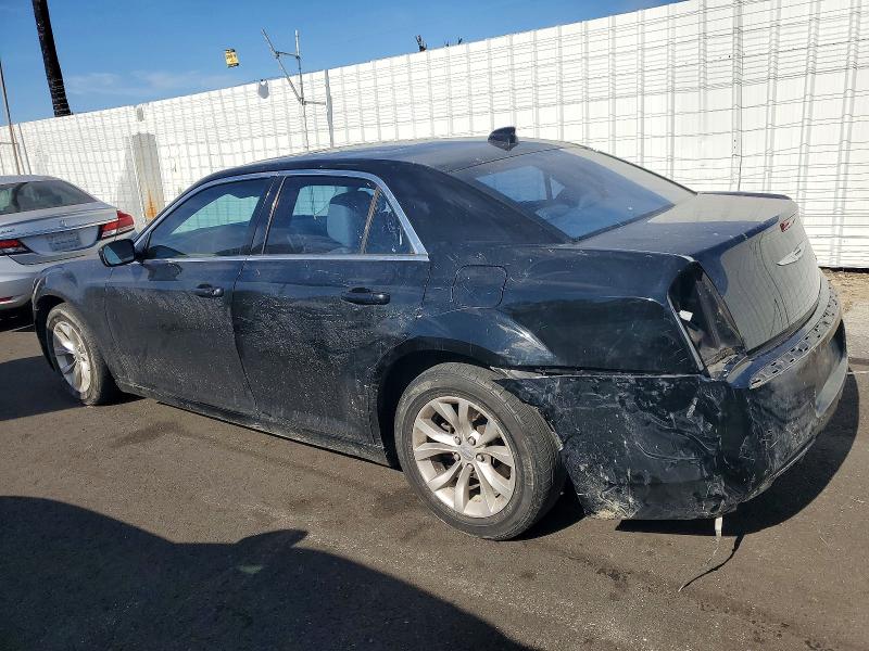 Photo 2 from auction – 2015 CHRYSLER 300 LIMITE with VIN 2C3CCAAG8FH837982