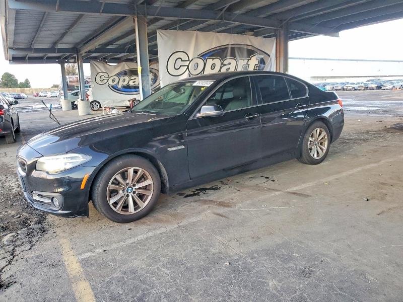 BMW 528 I 2015 with VIN WBA5A5C54FD517310 - Photo from auction