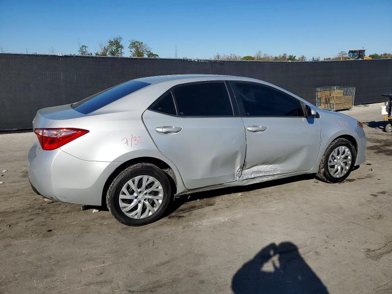 Photo 3 from auction – 2018 TOYOTA COROLLA L with VIN 5YFBURHE2JP790202