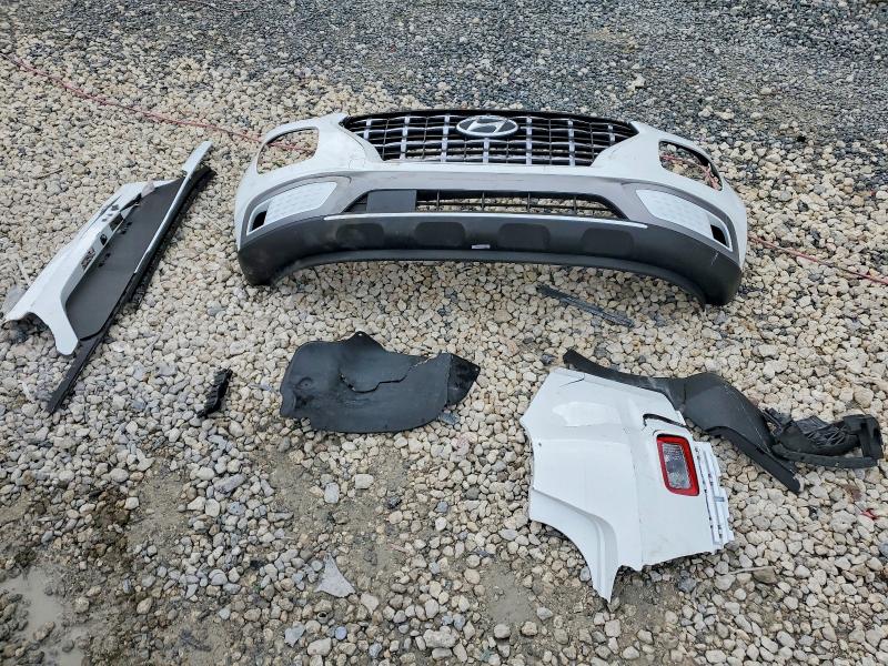 Photo 12 from auction – 2024 HYUNDAI VENUE with VIN KMHRC8A35RU324035