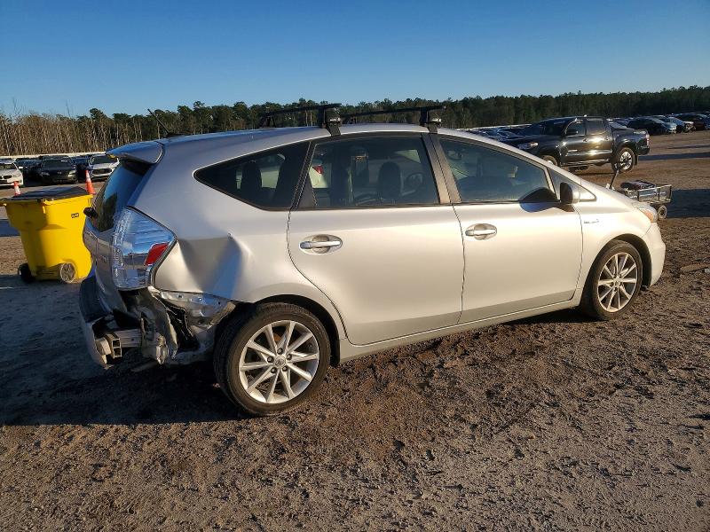 Photo 3 from auction – 2013 TOYOTA PRIUS V with VIN JTDZN3EU4D3192775