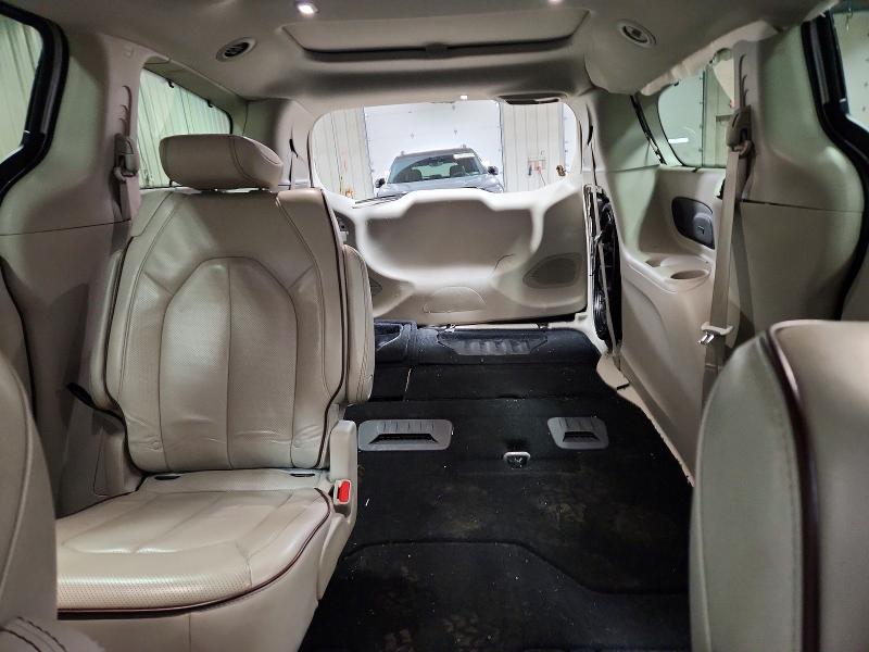 Photo 10 from auction – 2019 CHRYSLER PACIFICA L with VIN 2C4RC1GGXKR731227