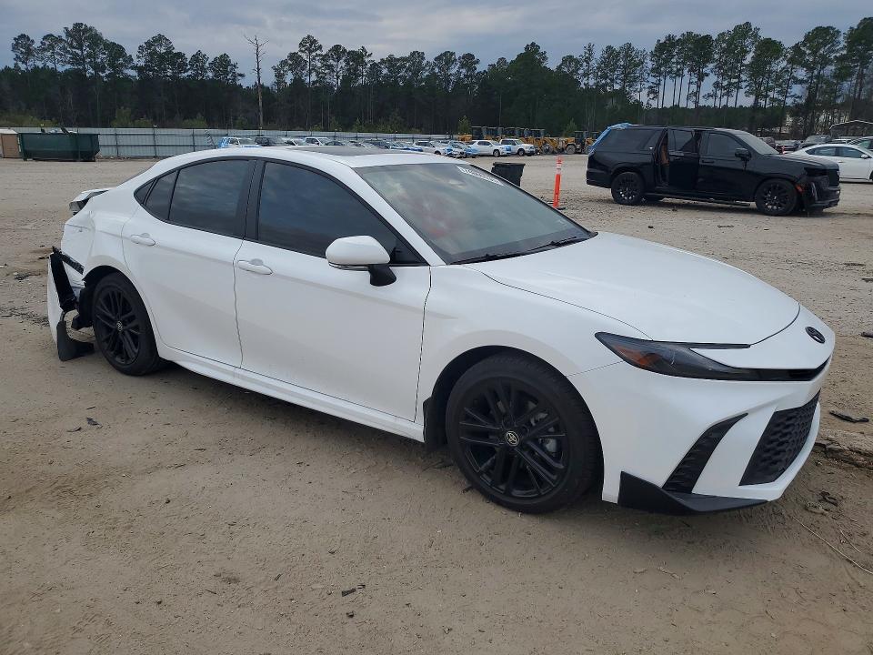Photo 4 from auction – 2025 TOYOTA CAMRY with VIN 4T1DAACK6SU126100