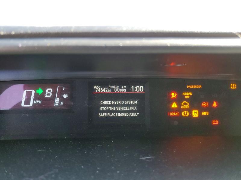 Photo 9 from auction – 2016 TOYOTA PRIUS C with VIN JTDKDTB31G1133201