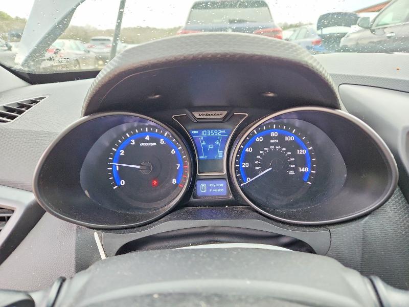 Photo 9 from auction – 2015 HYUNDAI VELOSTER T with VIN KMHTC6AE1FU233044