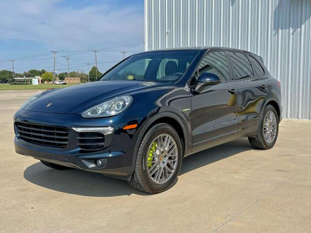 Photo 2 from auction – 2016 PORSCHE CAYENNE SE with VIN WP1AE2A25GLA60042