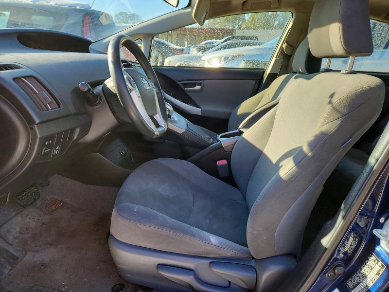 Photo 7 from auction – 2013 TOYOTA PRIUS with VIN JTDKN3DU7D1684876