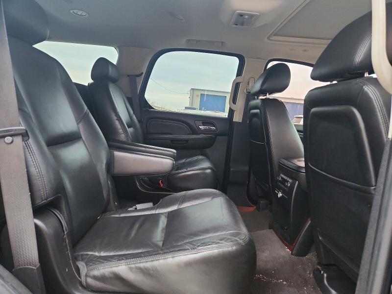 Photo 11 from auction – 2010 CADILLAC ESCALADE with VIN 1GYUKBEF7AR212776