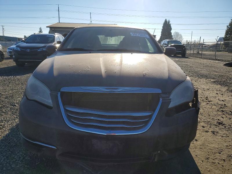 Photo 5 from auction – 2013 CHRYSLER 200 TOURIN with VIN 1C3CCBBB2DN732352