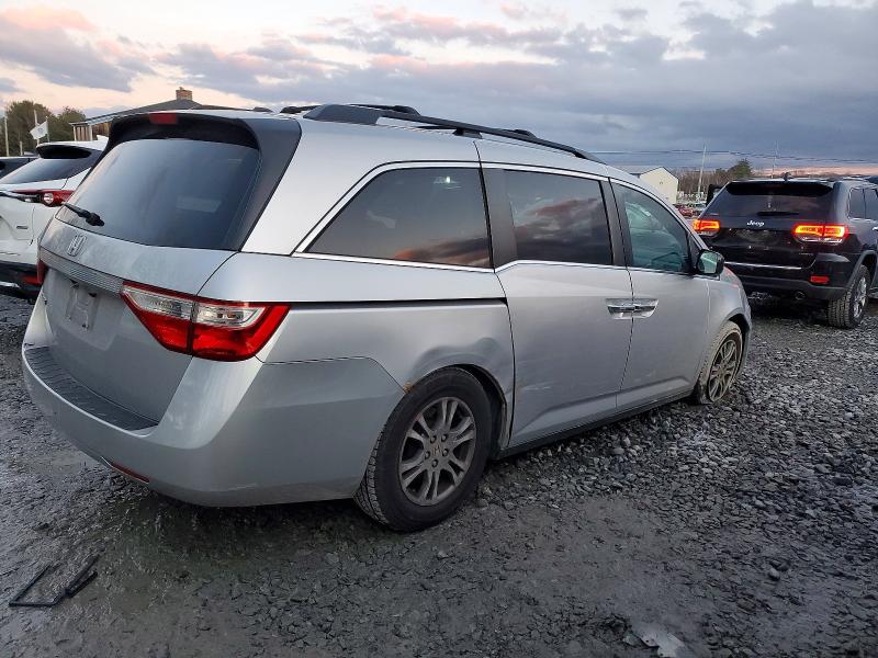 Photo 3 from auction – 2013 HONDA ODYSSEY EX with VIN 5FNRL5H68DB051905