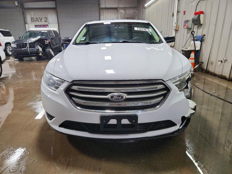 Photo 5 from auction – 2015 FORD TAURUS SE with VIN 1FAHP2D84FG170216