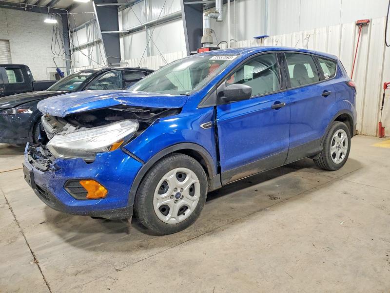 FORD ESCAPE S 2017 with VIN 1FMCU0F74HUE15781 - Photo from auction