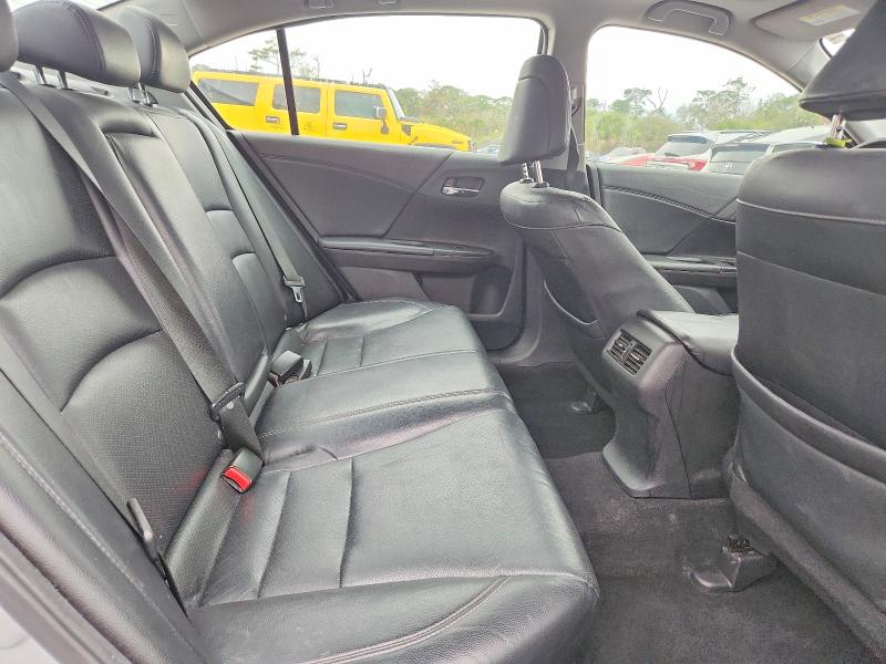 Photo 10 from auction – 2015 HONDA ACCORD with VIN 1HGCR2F83FA173995