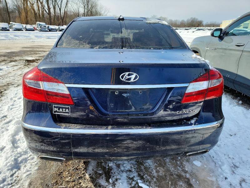 Photo 6 from auction – 2012 HYUNDAI GENESIS with VIN KMHGC4DD2CU207251