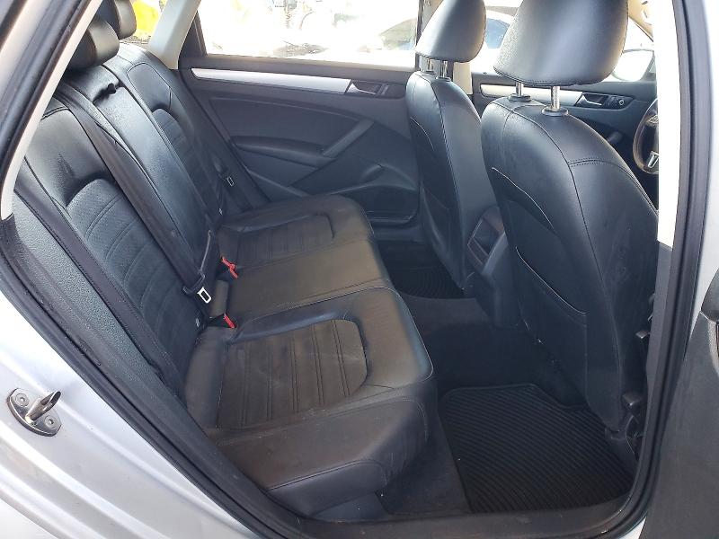 Photo 10 from auction – 2012 VOLKSWAGEN PASSAT with VIN 1VWBM7A32CC043494
