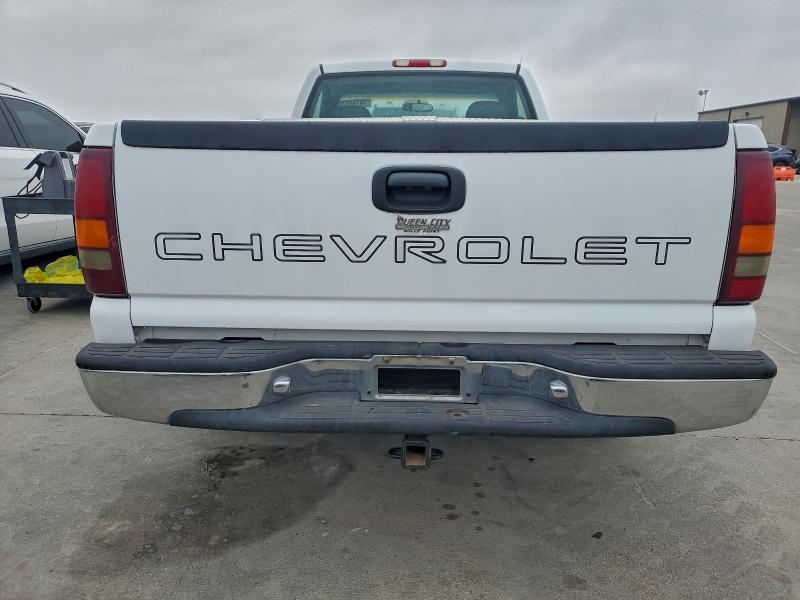 Photo 6 from auction – 2000 CHEVROLET SILVERADO with VIN 1GCEC14W0YZ193128