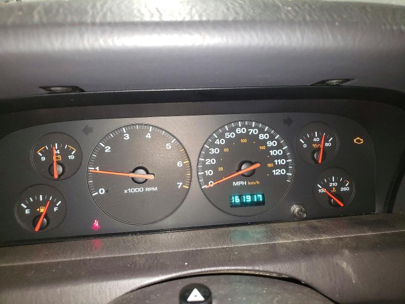 Photo 9 from auction – 2001 JEEP GRAND CHEROKEE with VIN 1J4GW48S91C588713