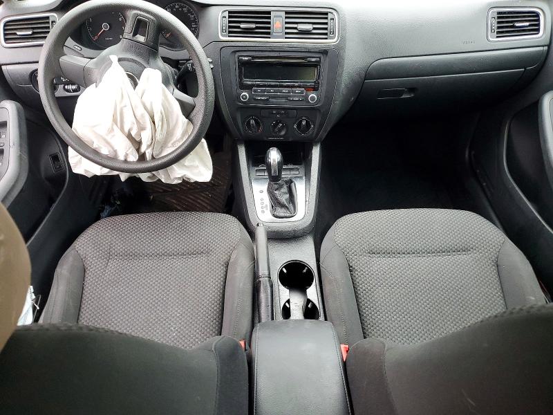Photo 8 from auction – 2013 VOLKSWAGEN JETTA with VIN 3VW2K7AJ5DM295213