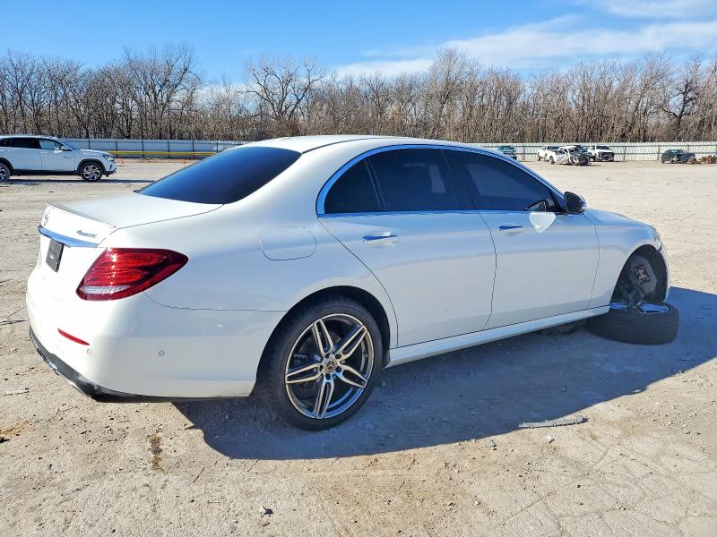 Photo 3 from auction – 2020 MERCEDES-BENZ E with VIN W1KZF8EBXLA818564