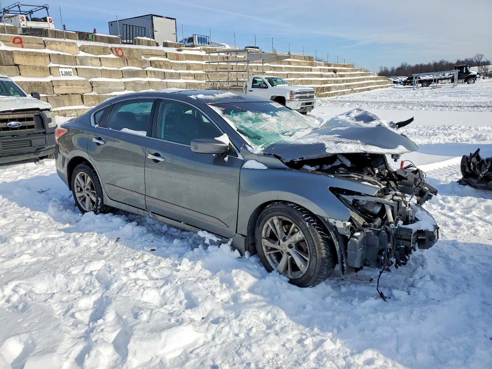 Photo 4 from auction – 2015 NISSAN ALTIMA with VIN 1N4AL3AP2FC224537